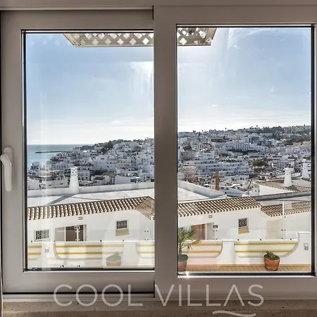 Sea Gem - Beachfront And City Center Apartament *