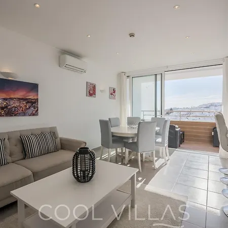 Apartment Sea Gem - Beachfront And City Center