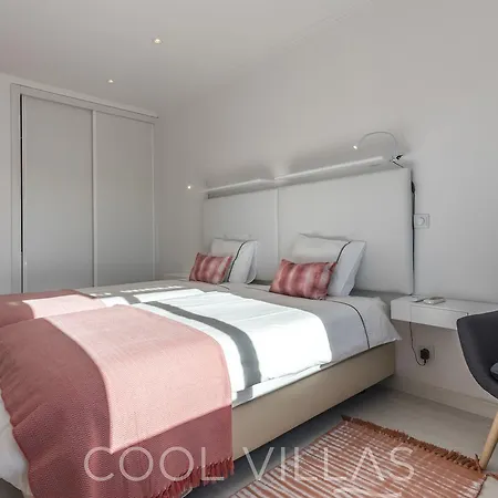 Sea Gem - Beachfront And City Center Apartmán Albufeira